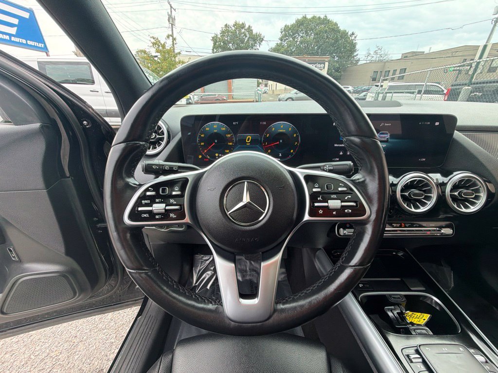 Used 2022 Mercedes-Benz GLA 250 4MATIC image 33