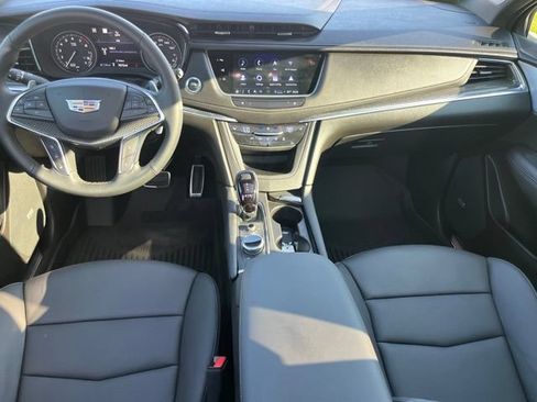 Used 2025 Cadillac XT5 Sportv w/ Technology Package AWD/4WD image 37
