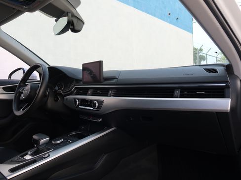 Used 2017 Audi A4 2.0T Premium FWD image 25