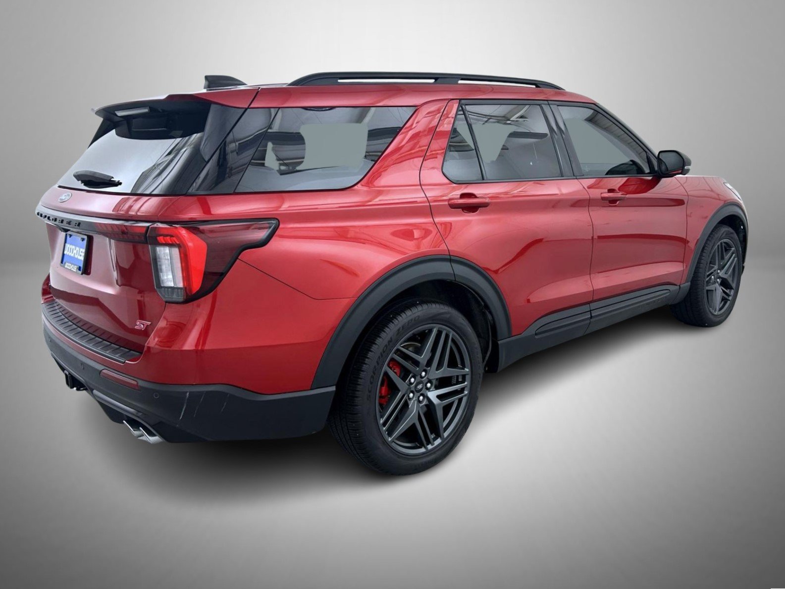 Used 2025 Ford Explorer ST AWD/4WD image 5