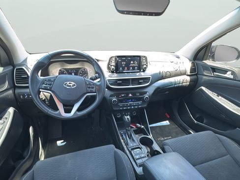 Used 2020 Hyundai Tucson Sport FWD image 14