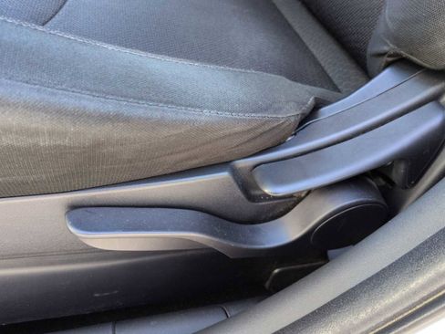 Used 2012 Mitsubishi Outlander Sport ES image 18