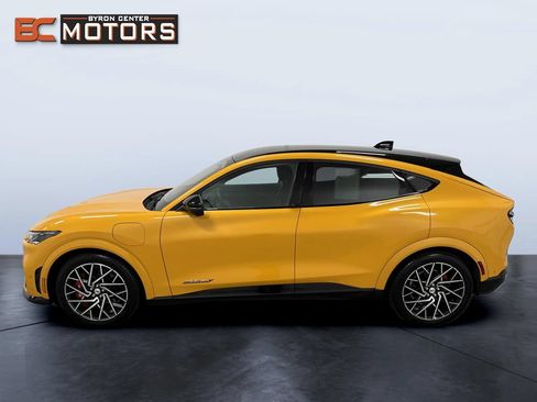 Used 2022 Ford Mustang Mach-E GT w/ GT Performance Edition AWD/4WD image 3