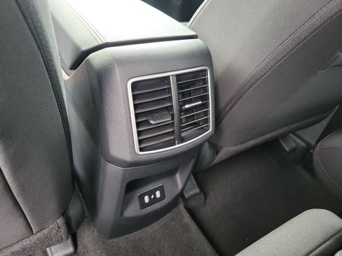 New 2026 Kia Sportage LX FWD image 11