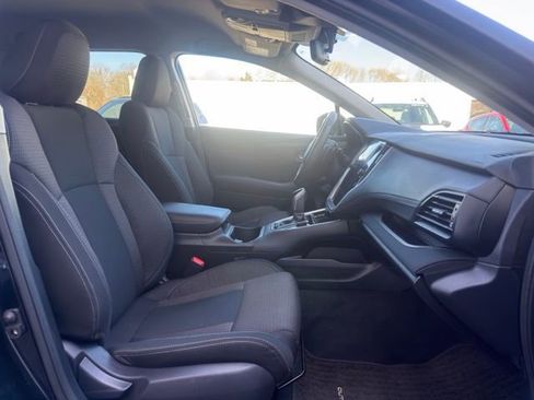 Used 2023 Subaru Outback Premium AWD/4WD image 27