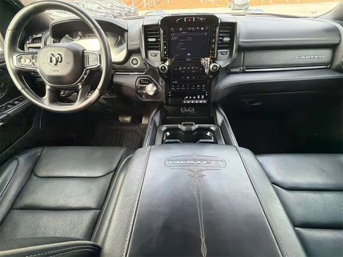 Used 2023 RAM 1500 Limited w/ Body Color Bumper Group image 19