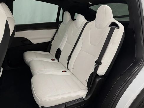 Used 2022 Tesla Model X AWD/4WD image 33