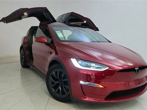 Used 2024 Tesla Model X image 97