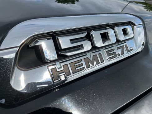 Used 2020 RAM 1500 Laramie AWD/4WD image 18