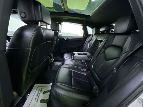 Used 2015 Porsche Macan S w/ Premium Package Plus image 28