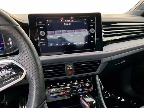 Used 2025 Volkswagen Jetta GLI Autobahn image 8