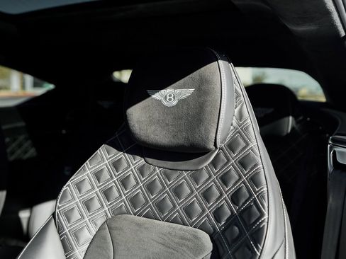Used 2023 Bentley Continental GT Speed image 38