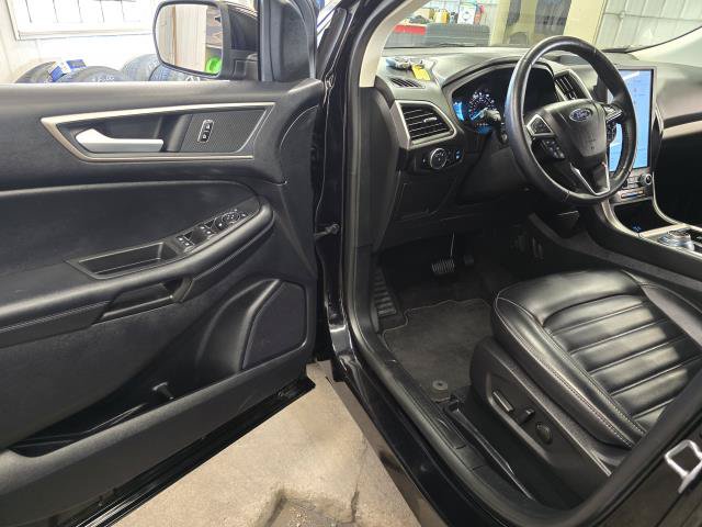 Used 2024 Ford Edge SEL w/ Convenience Package AWD/4WD image 13