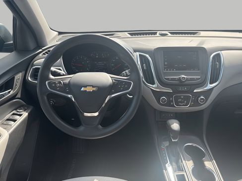 Used 2024 Chevrolet Equinox LS FWD image 16