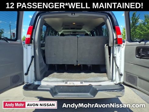 Used 2018 Chevrolet Express 3500 LT w/ LT Preferred Equipment Group RWD image 9