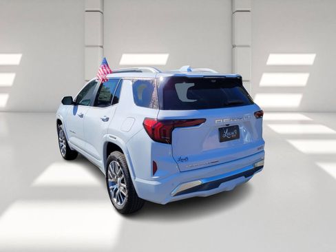 New 2026 GMC Terrain Denali w/ LPO, Floor Liner Package image 5