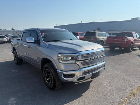 Used 2021 RAM 1500 Laramie AWD/4WD image 2