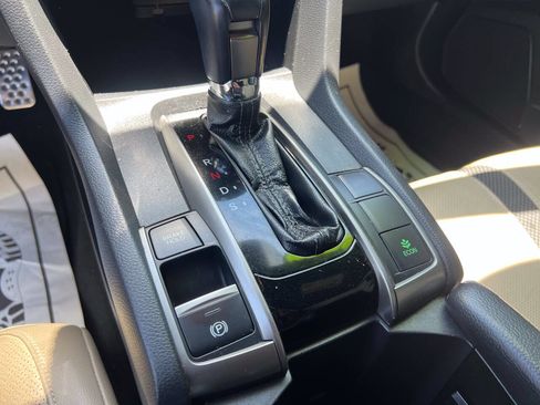 Used 2020 Honda Civic Sport Touring image 37
