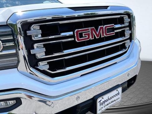 Used 2018 GMC Sierra 1500 SLT AWD/4WD image 32