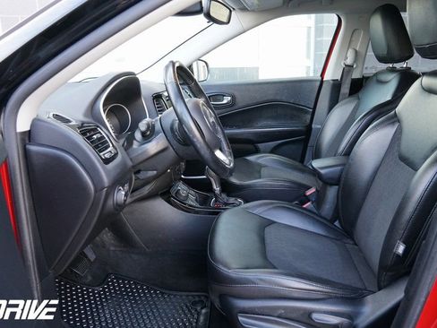 Used 2020 Jeep Compass Latitude image 17