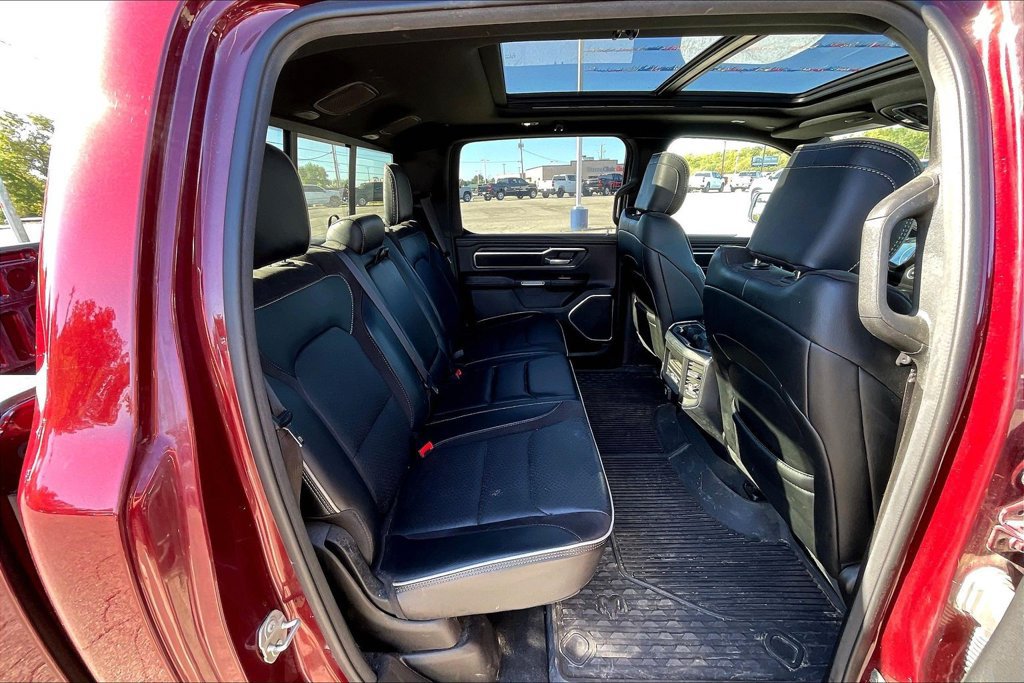 Used 2024 RAM 1500 Laramie AWD/4WD image 23