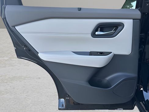 New 2026 Nissan Rogue SV w/ SV Premium Package image 39