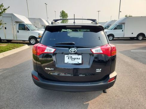 Used 2013 Toyota RAV4 XLE AWD/4WD image 9