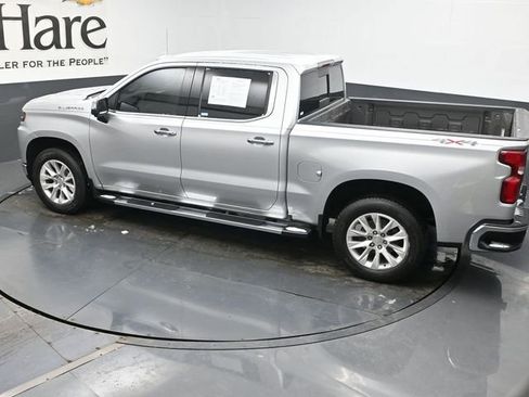 Used 2019 Chevrolet Silverado 1500 LTZ w/ LTZ Premium Package image 40