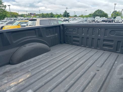 Used 2018 Ford F150 XLT w/ Equipment Group 301A Mid AWD/4WD image 8