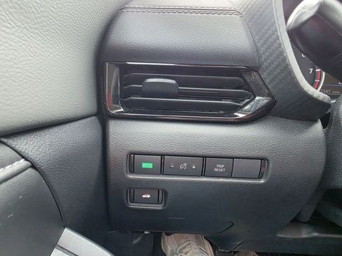 Used 2022 Nissan Sentra SV w/ Electronics Package FWD image 12