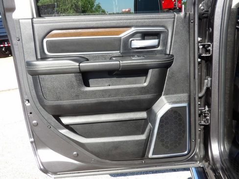 Used 2024 RAM 2500 Laramie w/ Safety Group AWD/4WD image 31