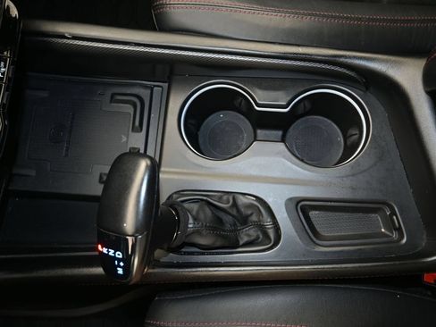 Used 2022 Dodge Durango R/T w/ Blacktop Package RWD image 18