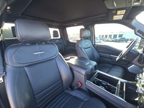 Used 2025 Ford F250 Platinum image 20