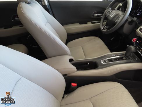 Used 2021 Honda HR-V EX image 25