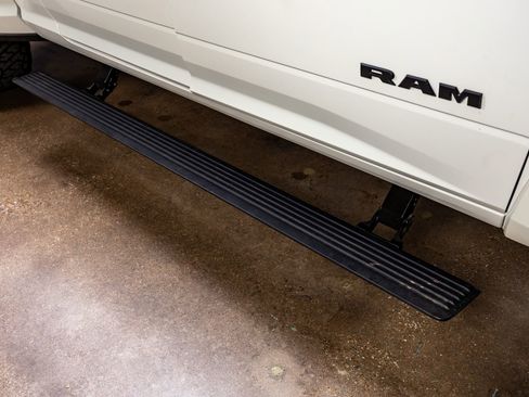 Used 2024 RAM 3500 Limited image 13