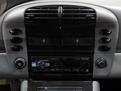 Used 2001 Porsche 911 Carrera 4 image 56