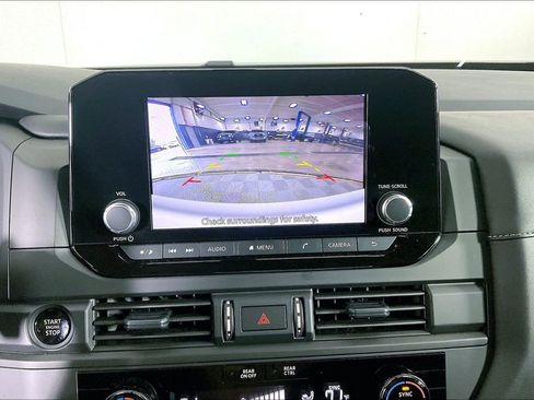 Certified 2025 Nissan Pathfinder S image 30