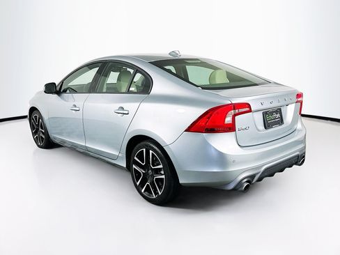 Used 2018 Volvo S60 T5 Dynamic w/ Vision Package FWD image 5