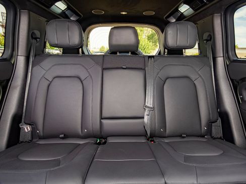 New 2026 Land Rover Defender 110 X AWD/4WD image 47