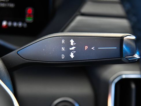 Used 2024 GMC Acadia Elevation AWD/4WD image 35