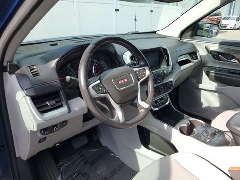 Used 2022 GMC Terrain SLT image 19