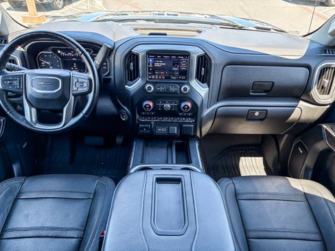 Used 2021 GMC Sierra 1500 Denali w/ Denali Ultimate Package AWD/4WD image 11