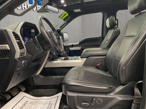 Used 2017 Ford F150 Lariat w/ Equipment Group 502A Luxury AWD/4WD image 15