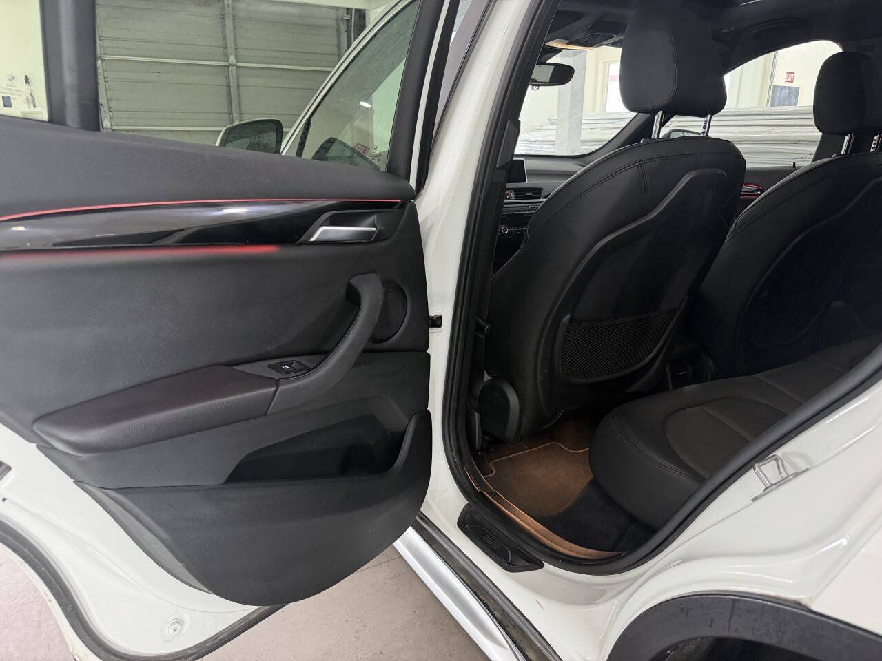 Used 2020 BMW X1 xDrive28i w/ Convenience Package AWD/4WD image 15