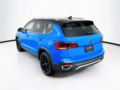 Used 2023 Volkswagen Taos SE image 5