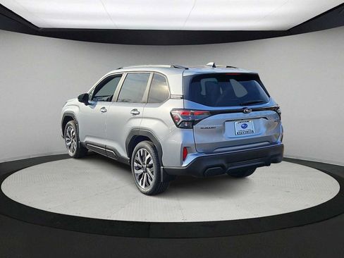 Used 2026 Subaru Forester Touring AWD/4WD image 6