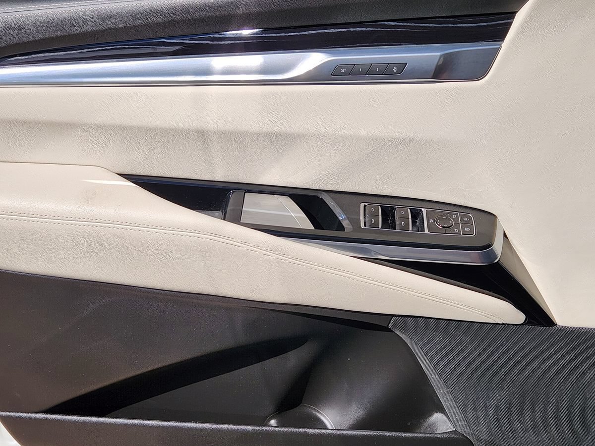 Used 2025 Cadillac Escalade Sport w/ Touring Package AWD/4WD image 45