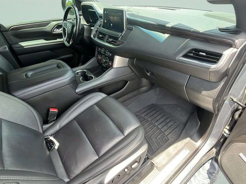 Used 2022 Chevrolet Tahoe Z71 w/ Off-Road Capability Package AWD/4WD image 17