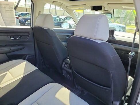 Used 2024 Honda CR-V EX image 10