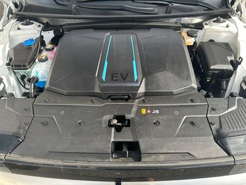 Certified 2023 Hyundai Ioniq 5 Limited RWD image 10